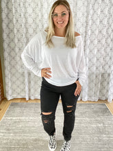 Load image into Gallery viewer, The Standout Judy Blue Black Boyfriend Jeans
