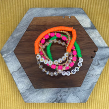 Load image into Gallery viewer, Bracelet - Friendship Bracelets - Anti-Hero
