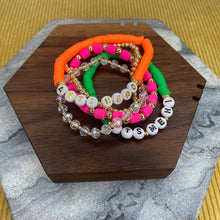 Load image into Gallery viewer, Bracelet - Friendship Bracelets - Anti-Hero

