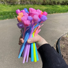 Load image into Gallery viewer, Pen - Color Changing Tulip &amp; Rose Mix

