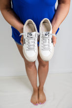 Load image into Gallery viewer, Sadie Sneakers in White
