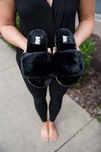 Load image into Gallery viewer, Fuzzy Slipper Sandals
