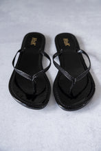 Load image into Gallery viewer, Sassy Sandals in Black
