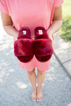 Load image into Gallery viewer, Fuzzy Slipper Sandals
