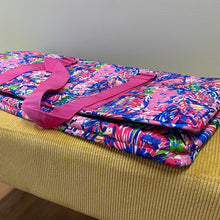 Load image into Gallery viewer, Rectangle Utility Tote - Abstract Giraffe
