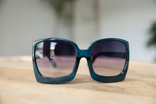 Load image into Gallery viewer, The Megan Sunglasses
