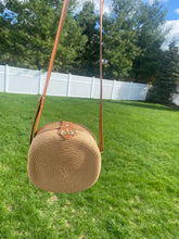 Load image into Gallery viewer, Straw Crossbody
